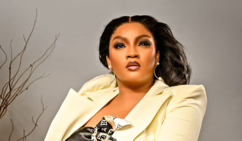 Omotola Jalade picture 